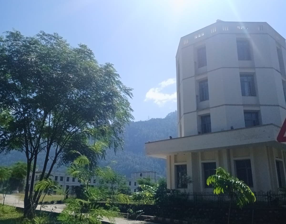 HNBGU Campus photo 7